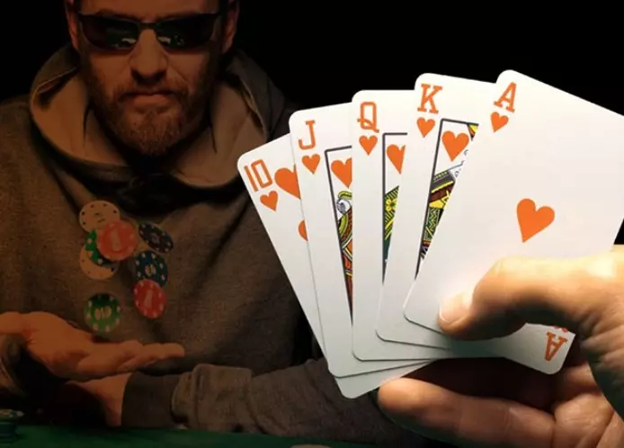 Những lỗi nên tránh khi chơi poker hay nhất 2024